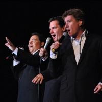 New York Tenors Brings the Holidays to the State Theatre in MEMORIES OF HERALD SQUARE Video