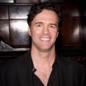 Ciaran Sheehan to Host Bay Street Theatre's Holiday Concert and Sing-A-Long, 12/18 Video