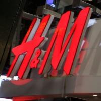 H&M and Lady Gaga Open New Times Square H&M Video