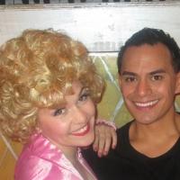 BWW Reviews: Encore Dinner Theatre Offers a Movin' and Groovin' GREASE Video