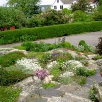 Pontine Theatre to Host ANNUAL NEW CASTLE VILLAGE WALK AND GARDEN TOUR, 6/22