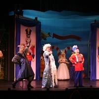 BWW Reviews: 'TWAS THE NIGHT BEFORE CHRISTMAS Warms Up the Fulton Stage Family Series Video