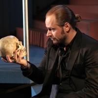 BWW Reviews: Classical Theatre Company's Edward Snowden Inspired HAMLET Works