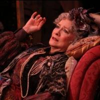 BWW Flashback: DEAR WORLD, Starring Betty Buckley and Paul Nicholas, Closes in the We Video