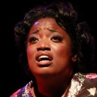 BWW Reviews: Strong Cast, Big Band, Profusion of Costumes Turn Ivoryton's DREAMGIRLS into a Dream