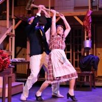 BWW Reviews: NOISES OFF Proves Whatever Can Go Wrong Onstage is Even Funnier Backstag Video