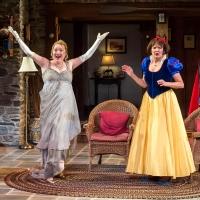 BWW Reviews: VANYA AND SONIA AND MASHA AND SPIKE Opens in Los Angeles Video