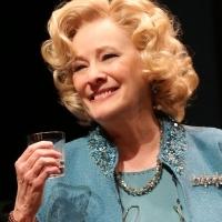 Signature Theatre Extends Betty Buckley-Led THE OLD FRIENDS Through 10/20 Video