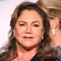 Kathleen Turner to Return to the West End in BAKERSFIELD MIST, May 2014 Video