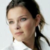 Violinist Janine Jansen Returning to Sydney