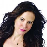 'Weeds' Star Mary-Louise Parker to Write Memoir For Scribner Video