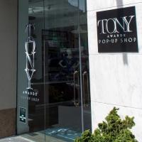 Paramount Hotel Will Bring Back the Tony Awards Pop-Up Shop This Spring! Video