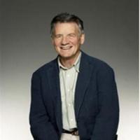 Michael Palin Brings TRAVELLING to Work to Theatre Royal Glasgow Tonight Video