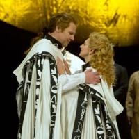 Houston Grand Opera Presents the American Premiere of Sir Nicholas Hytner's THE MAGIC Video