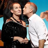 BWW Reviews: LA CAGE AUX FOLLES - A Disappointing End to 2014 for The Production Comp Video