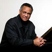 Pianist Andre Watts To Hold Recital at Meany Hall, 4/15 Video