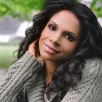 Audra McDonald, Sherie Rene Scott & Lili Taylor to Lead THE FIRST WIVES CLUB Screenpl Video