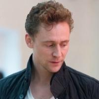 Photo Flash: In Rehearsal with Tom Hiddleston & More for Donmar Warehouse's…
