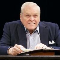 THEATER TALK to Welcome LOVE LETTERS' Brian Dennehy & A.R. Gurney Video