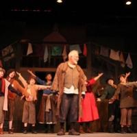 BWW Reviews: Lyric Music Theater Essays OLIVER! Revival