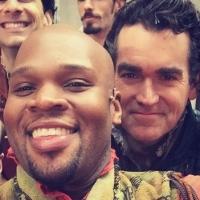 Photo Flash: SOMETHING ROTTEN! Cast Poses For Selfie at TODAY Performance