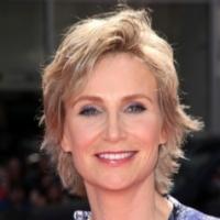 GLEE's Jane Lynch Talks What's Next for 'Sue Sylvester' Video