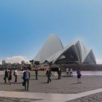 Director David McVicar Claims Sydney Opera House Conditions are 'Extreme' to Stage DO Video
