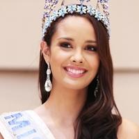 Miss World Returns to NY to Raise Funds for Supertyphoon Haiyan Victims, 11/20 Video
