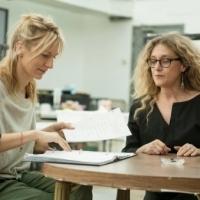 Photo Flash: In Rehearsal with Carol Kane, Pam MacKinnon and the Cast of THE LYING LE Video
