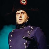 British Actor Earl Carpenter Joins Broadway's LES MISERABLES Tonight Video