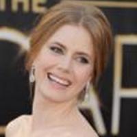 Amy Adams Sparkled in Mouawad Diamonds At the Oscars Video