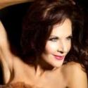BWW Reviews: Rhonda Burchmore Sizzles in CRY ME A RIVER