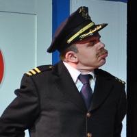 BWW Reviews: Hole in the Wall's ANYTHING GOES Is a Pleasure Cruise on Choppy Seas