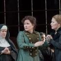 BWW Reviews: Metropolitan Opera's IL TROVATORE Is Alive and Well, Even Without the Marx Brothers
