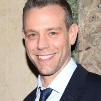 Adam Pascal Cancels Tonight's 54 Below Performance Due to Illness; Anthony Rapp to St Video