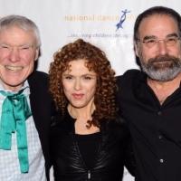 Photo Flash: Bernadette Peters, Terrence Mann & More Honor Mandy Patinkin at National Video