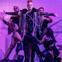 BWW Reviews: Actor's Express' ROCKY HORROR SHOW is a Titillating Evening of Talent an Video