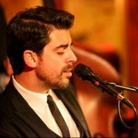 Photo Flash: Tony DeSare Performs Bemelmans Residency at The Carlyle Video