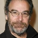 Mandy Patinkin Comes to the Warner Theatre, 12/8 Video