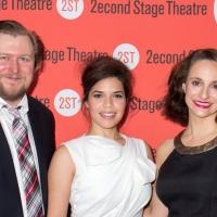 BWW TV: Chatting with the Company of LIPS TOGETHER, TEETH APART on Opening Night!