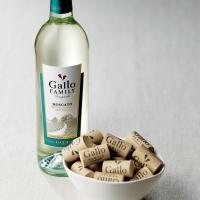 Gallo Family Vineyards' Invites Americans To Help Fight Hunger This Holiday Season