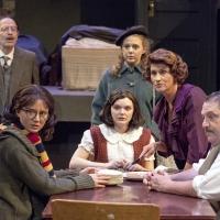 BWW Reviews: The New Jewish Theatre's Compelling Production of THE DIARY OF ANNE…