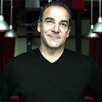 Mandy Patinkin Performs in DRESS CASUAL at SOPAC Tonight Video