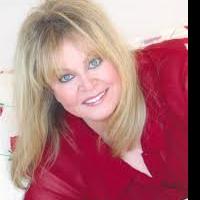 BWW Interviews: Sally Struthers Was 'Born with Funny' Video