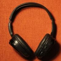 BWW Reviews: CapFringe13 - DOUBLE FREAKQUENCY Cleverly Offers an Interactive Audio Adventure