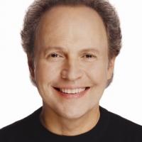 Billy Crystal Receives United Solo Special Award for 700 SUNDAYS; Full List of Winner Video