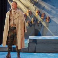 BWW Reviews: Mad Horse Theatre's TITUS ANDRONICUS Challenges Sensibilities