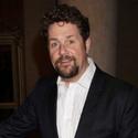 Michael Ball, Laura Michelle Kelly to Perform in Shanghai, February 14 Video