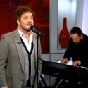 VIDEO: Tenor David Phelps Sings 'Joy to the World' on CBS's THE COUCH Video