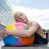 Photo Flash: Hyperrealist Sculptor Carole A. Feuerman Begins Summer Juggernaut in Flo Video